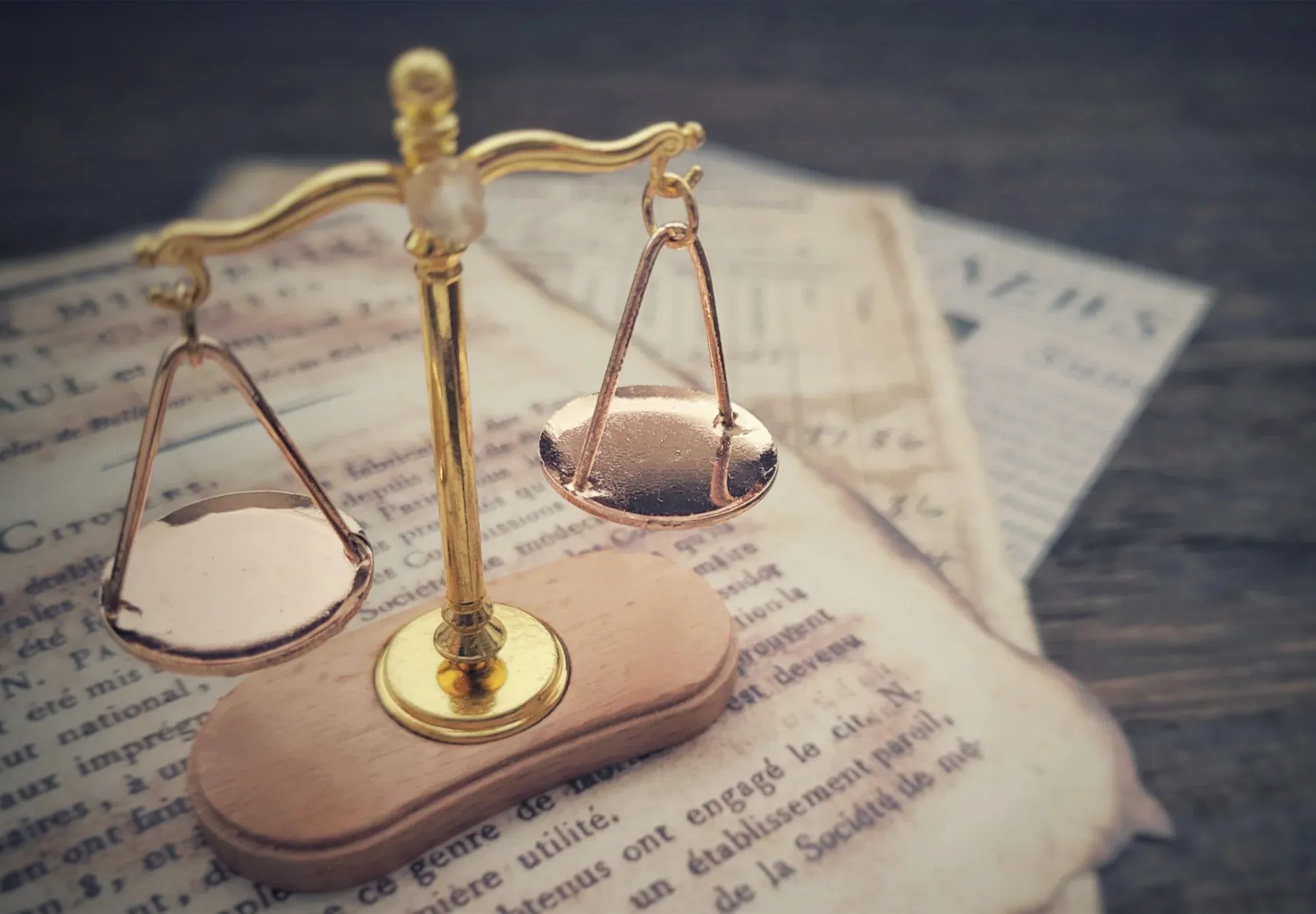 案件に紐づく裁判記録を管理する画面